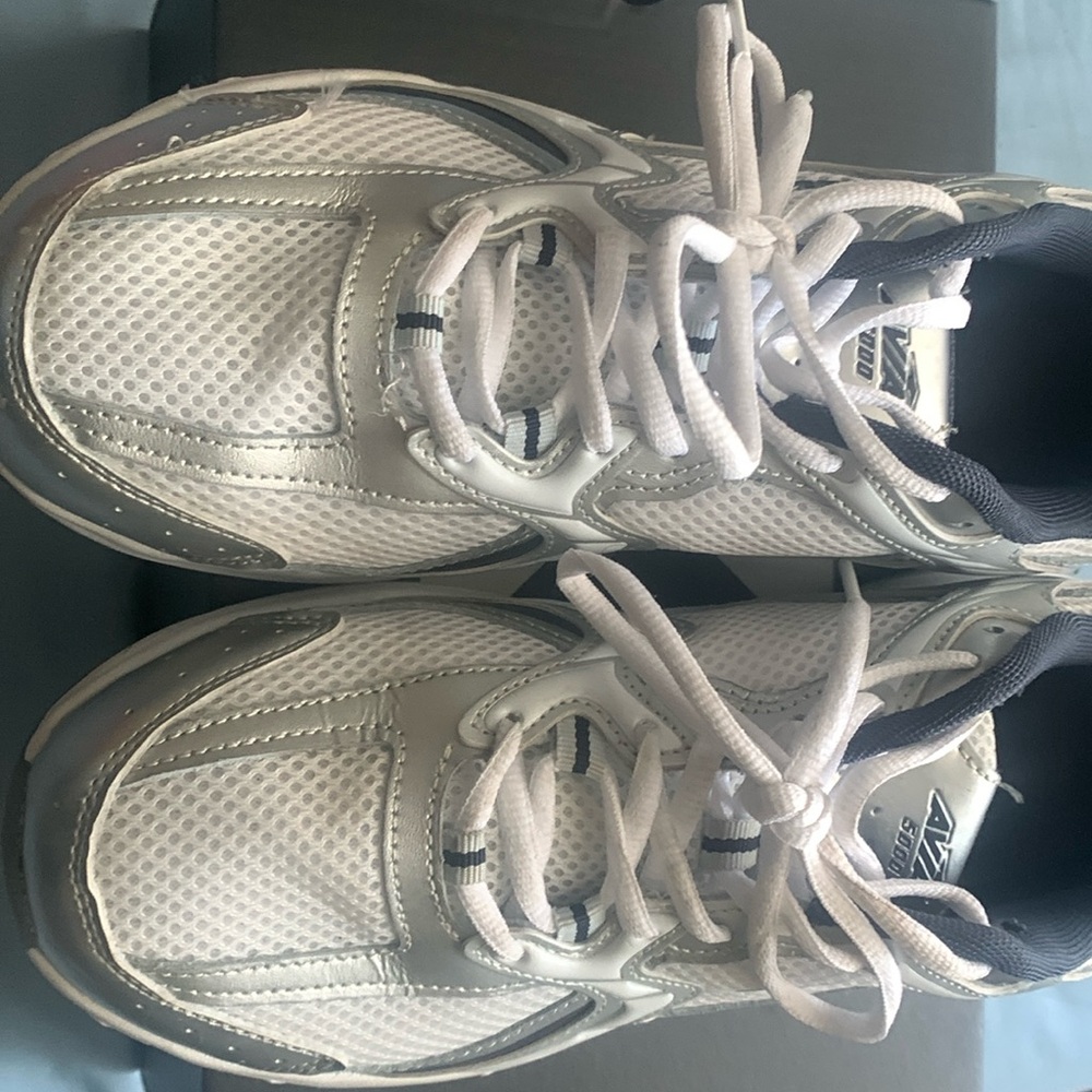 Avia Women’s 5000 Performance Sneakers